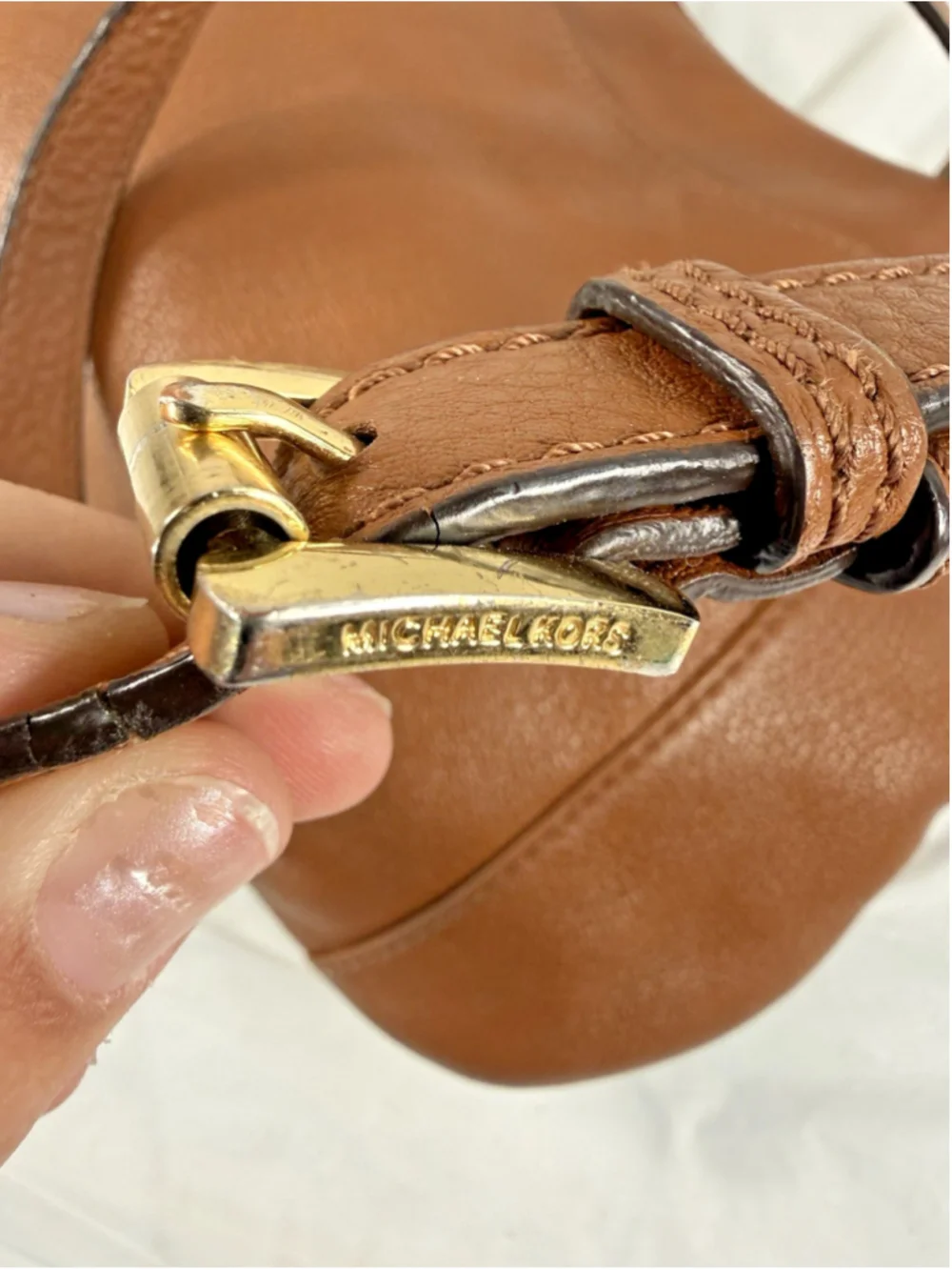 Michael Kors Large Brown Leather Shoulder Hobo Bag crossbody